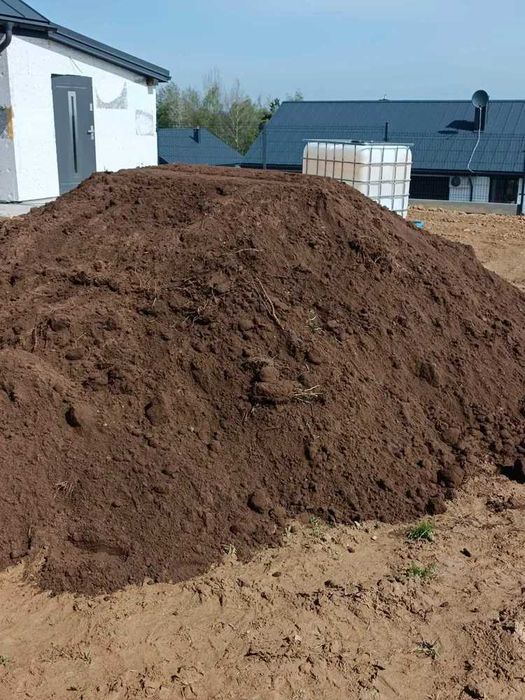 ziemia ogrodowa,humus na podniesienie terenu,Transport wywrotką 30ton