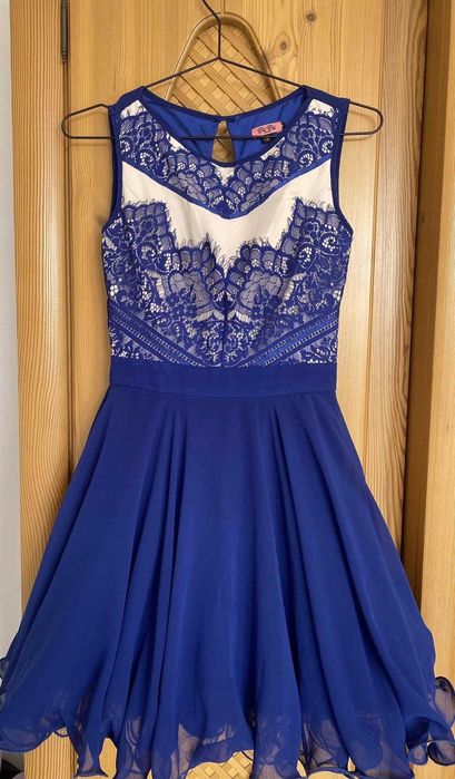 Sukienka chi chi london  34 XS