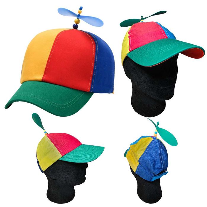 Wielokolorowa czapka z daszkiem – zabawny, retro nakrycie głowy