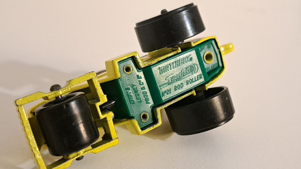 99-G/26 Matchbox Rod Roller