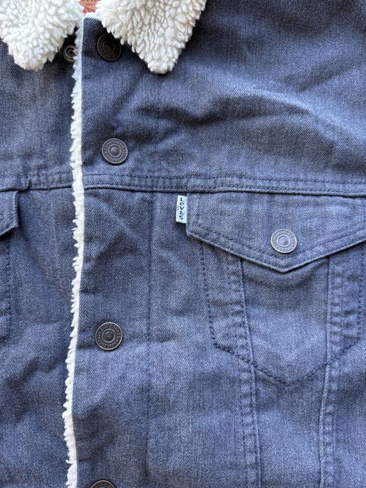 Куртка утеплена Levis