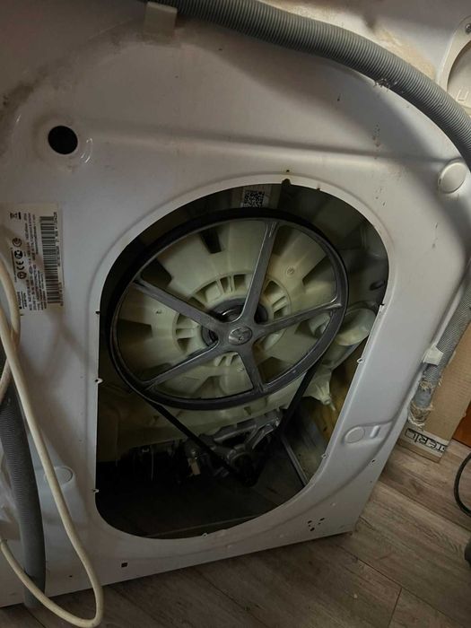 Пральна машина Ariston Hotpoint б/в неробоча