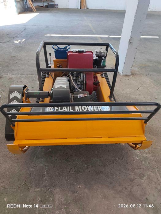 SEM STOCK!! NOVAS ENTREGAS PARA DEZEMBRO!! Robot Corta-Mato Telecomandado Diesel 15HP – Triturador de Martelos (NOVO)