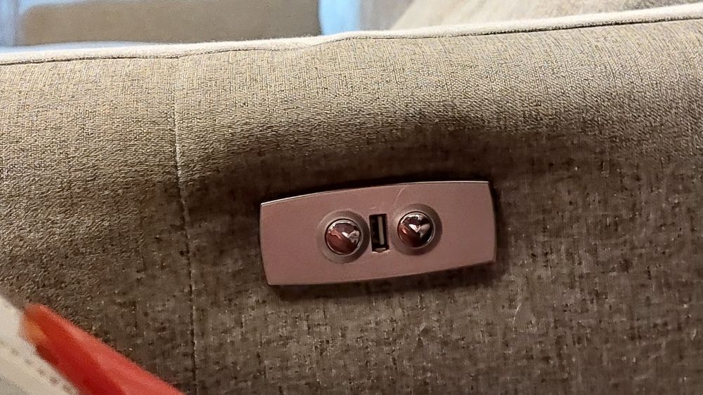 Sofá chaise longue Conforama