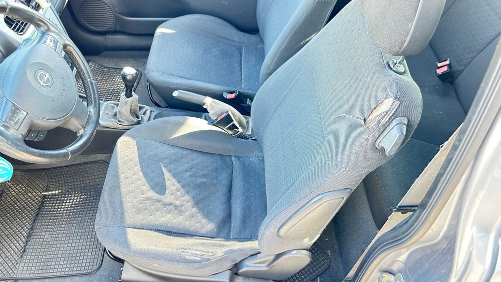 Opel Corsa C 1.2 Só Para Peças Ref. Z12XE