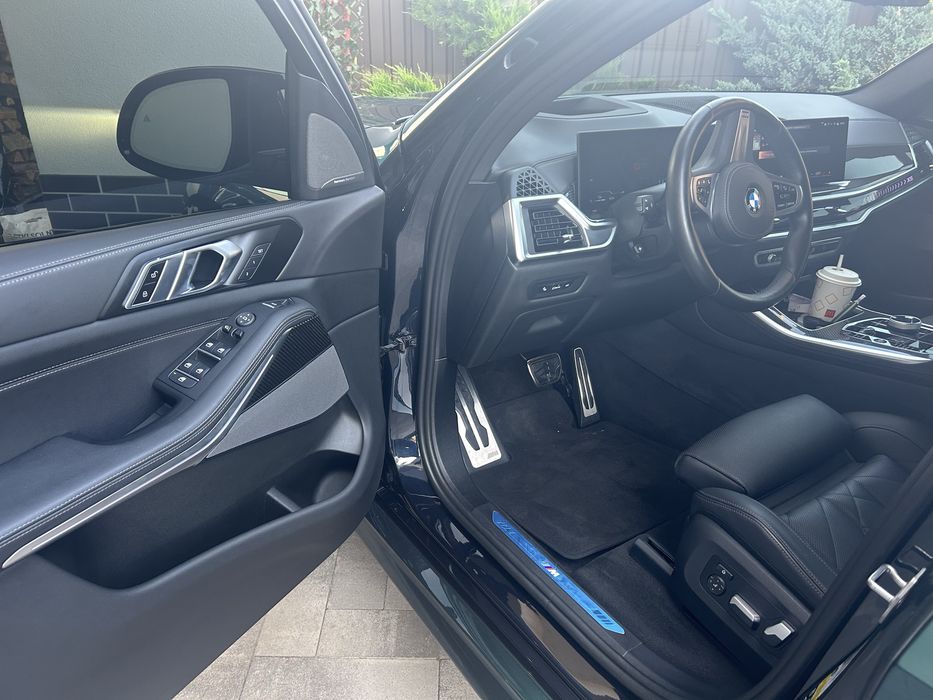 Продам BMW X5 2024