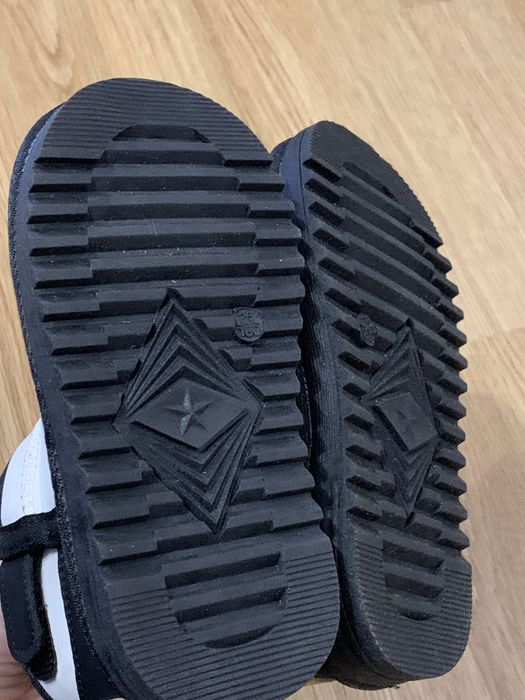 Уги дитячі нові