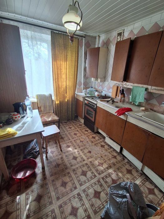 1-кім на Молодіжному