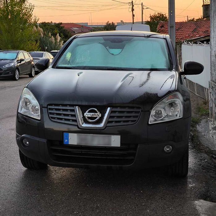 Nissan Qashqai 1.5 dCi 2008, Tekna, 207.000 km [avaria no motor]
