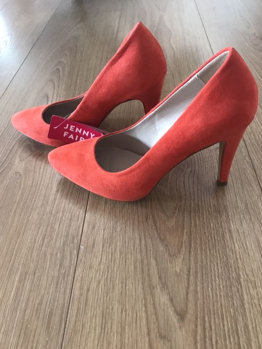 Szpilki nowe roz.37