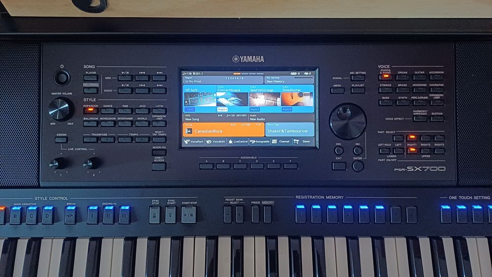 Yamaha psr sx700