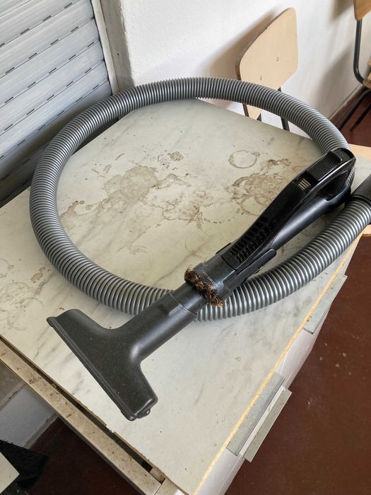 Aspirador Rowenta sem saco c acessorios