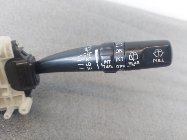 Conjunto / manetes de luzes e limpa vidros TOYOTA HiAce IV (LXH1_, RZH