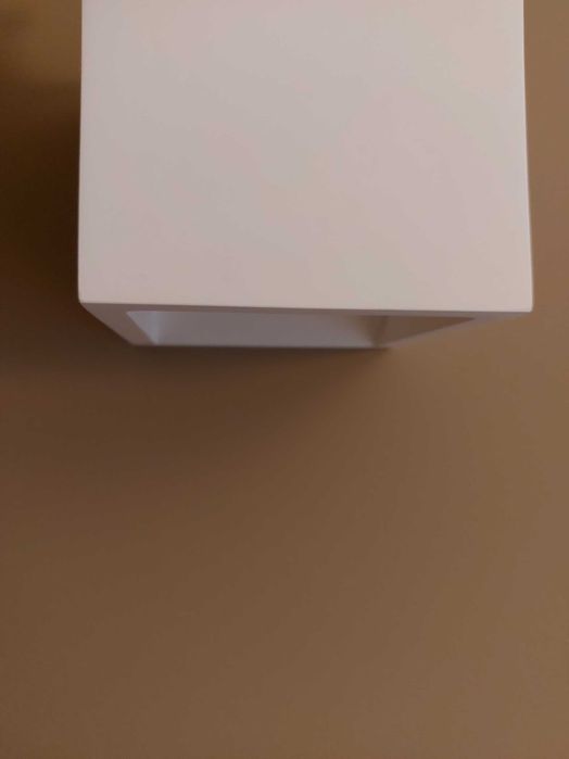 Dois candeeiros de porcelana