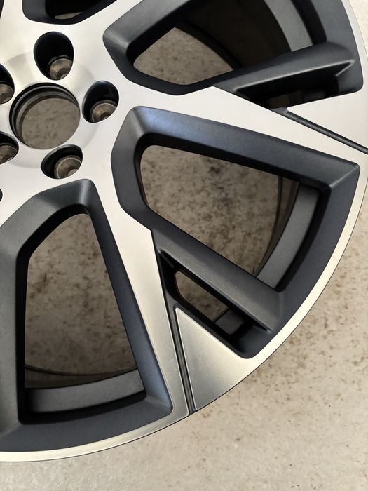 Volvo V90 Cross Country felga aluminiowa 5x108 8” x 21” ET49.5 ET 49.5