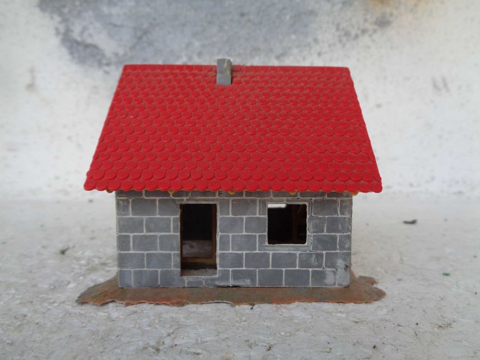 1:87 Faller Casa em construção