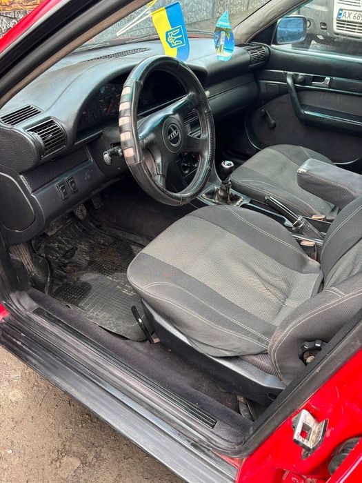 Продам гарну ауді100