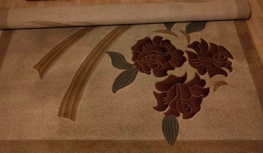 piękny duży  salonowy elegancki dywan 280 cm x 320 cm