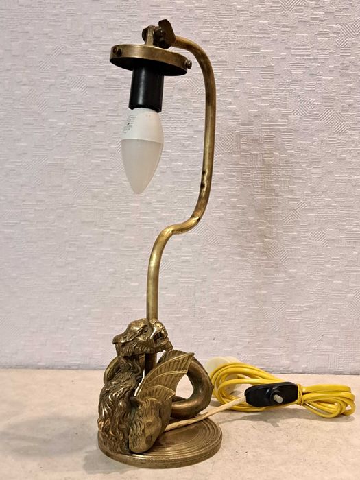 Старинный бронзовый светильник - Дракон - бронза.