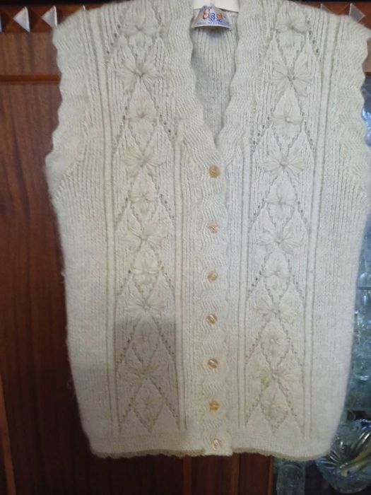 Желетка женская махеровая