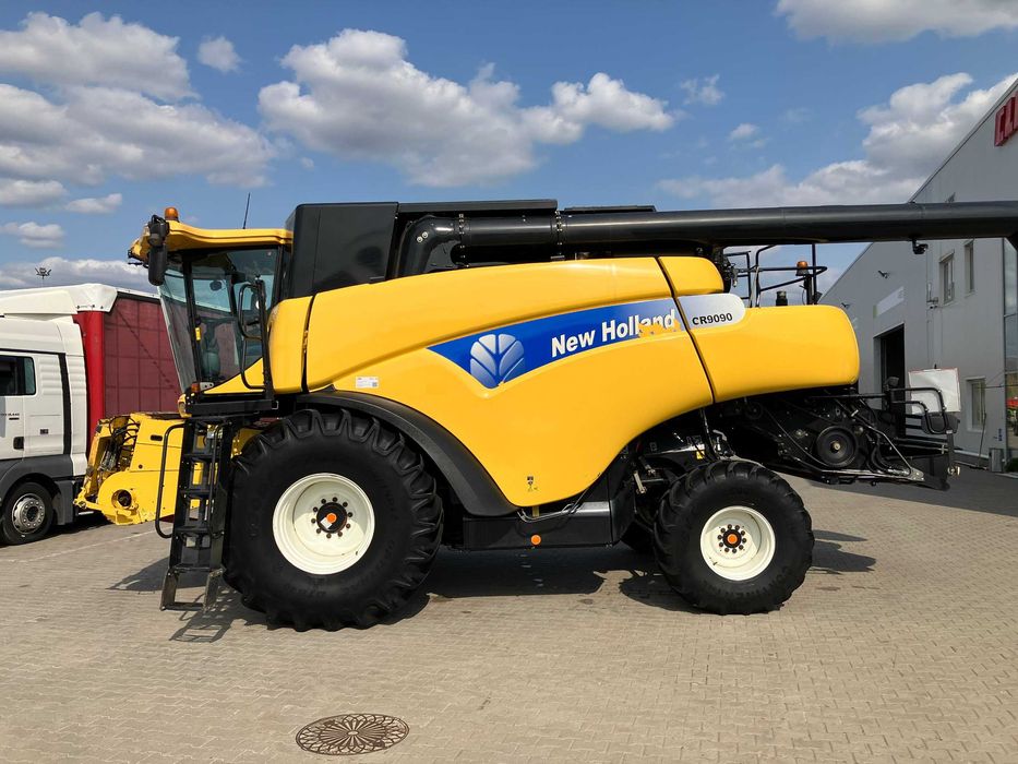 Зернозбиральний комбайн New Holland CR9090 2009 рік,3429/2391 мото/год