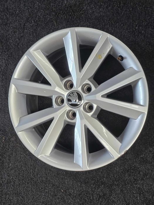 Felga aluminiowa 7X16 SKODA