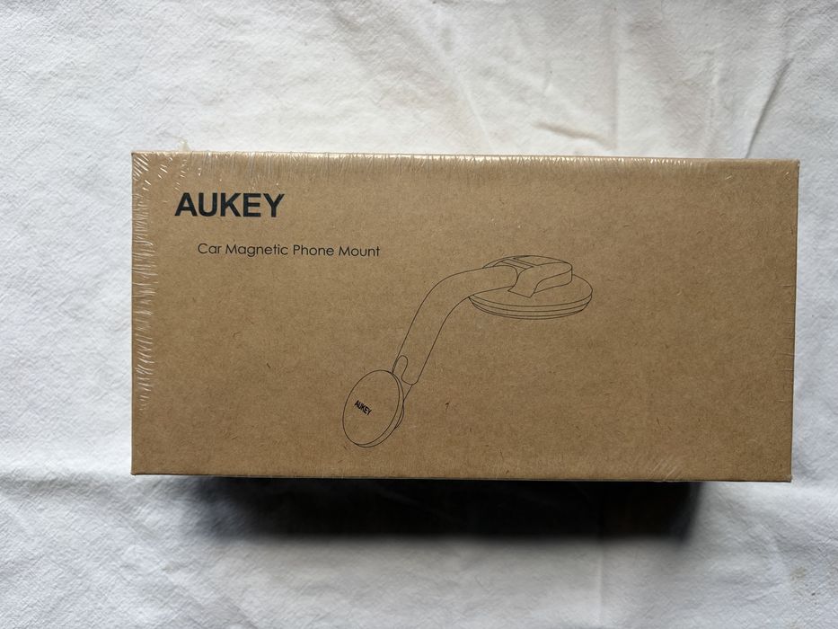Aukey Samochodowy magnetyczny uchwyt na telefon