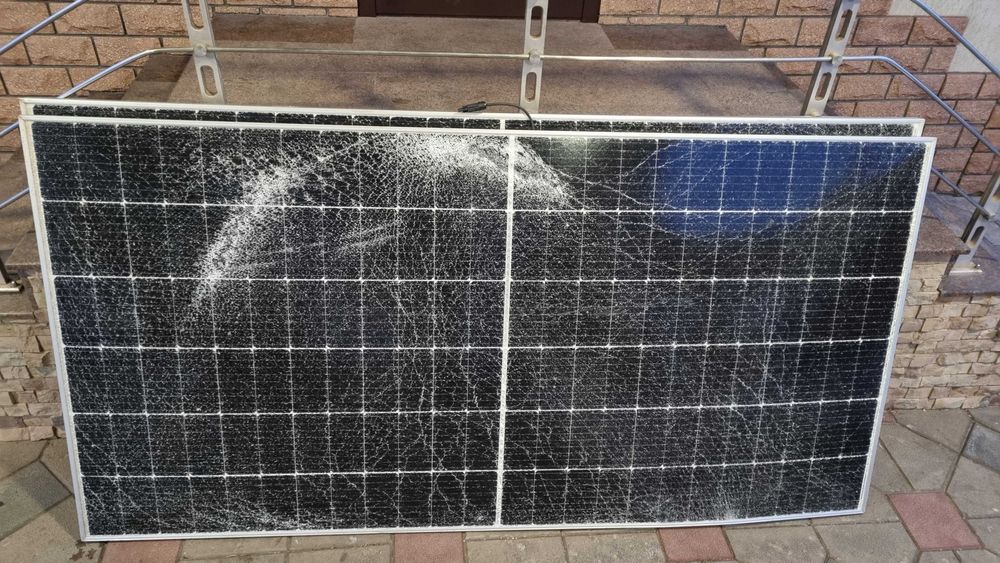 Продам сонячні панелі Longi