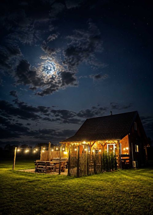 Domki nad jeziorem | Balia Jacuzzi, Sauna, Basen, Kominek | Kaszuby, Gołubie | 4–8 os.