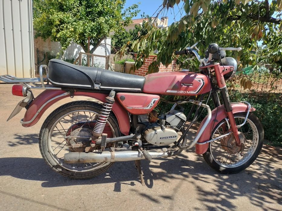 Moto clássica 50cc