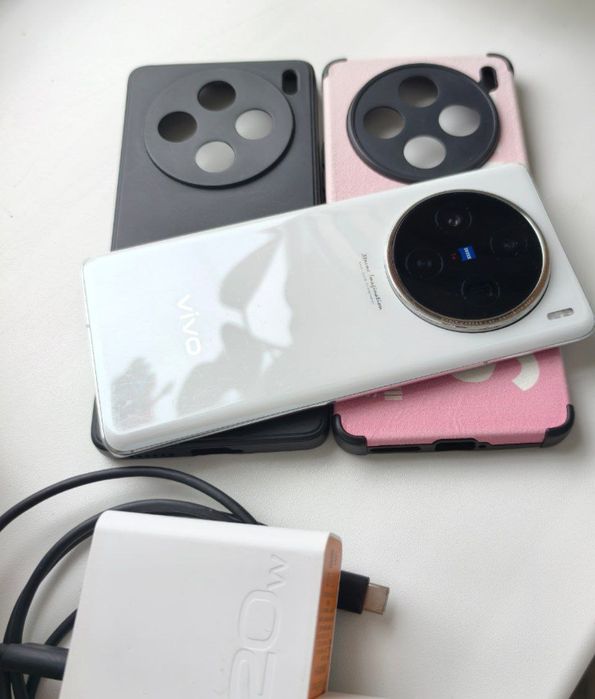 Vivo X100 16/256GB | Ідеал | Zeiss | Обмін
Опис:
Смартфон в ідеальному