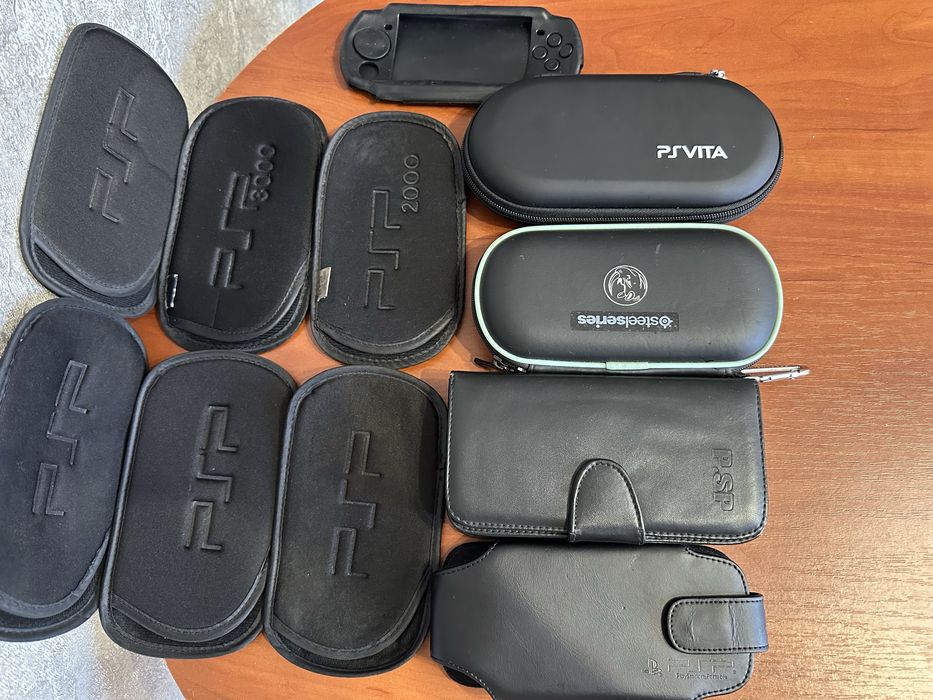 Продам Чохли для PSP в Ідеальному стані