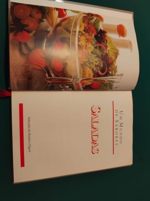 Livro “Um Mundo de Sabores - Saladas”