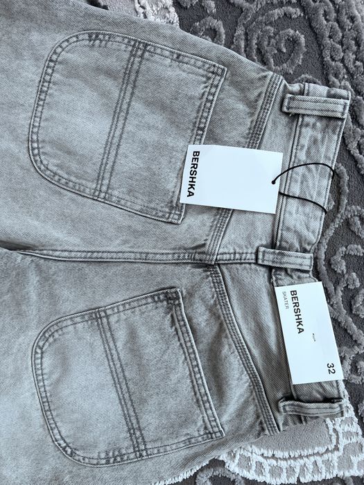 Продаю джинси нові Bershka розмір 32