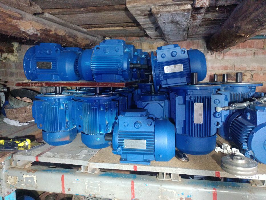 Электродвигатель 0.75 кВт 1500 об новый, аир71в4 електродвигун