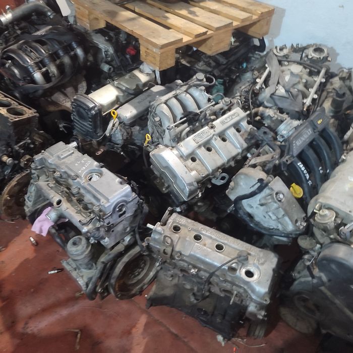 Продам двигуни до різних авто четайте  опис