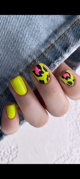 Маникюр,педикюр, наращивание 
Наращивание 600грн
Педикюр с обработкой