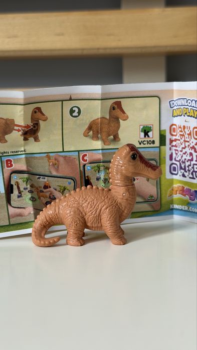 Кіндер Kinder Natoons динозаврики