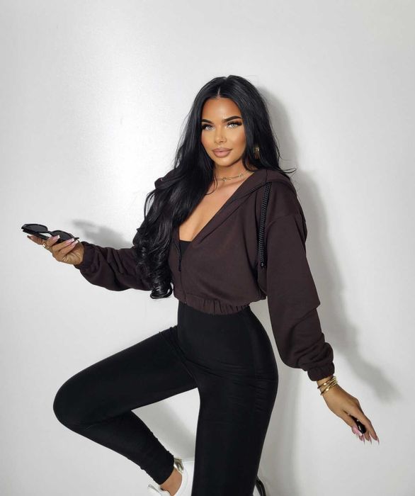 Rozpinana bluza z kapturem