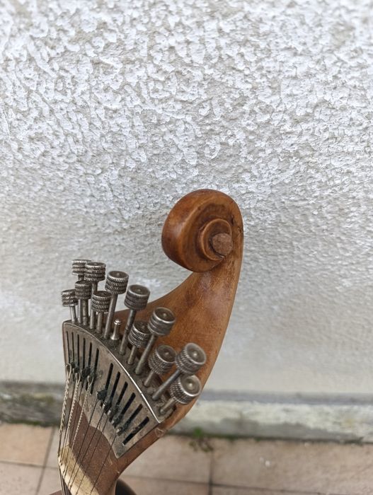 Guitarra portuguesa