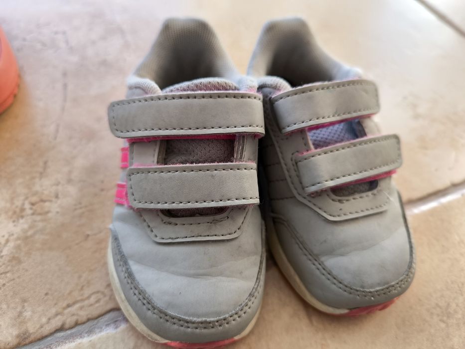 Sapatilhas e Botas criança 21