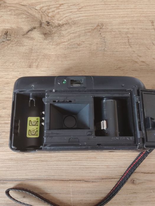 Плівковий фотоапарат Premier PC-660 Auto Flash
