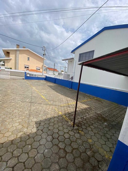 Armazém 400m2 para alugar