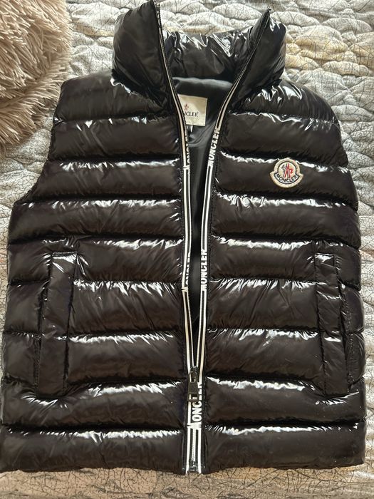 жилет дитяча moncler 110