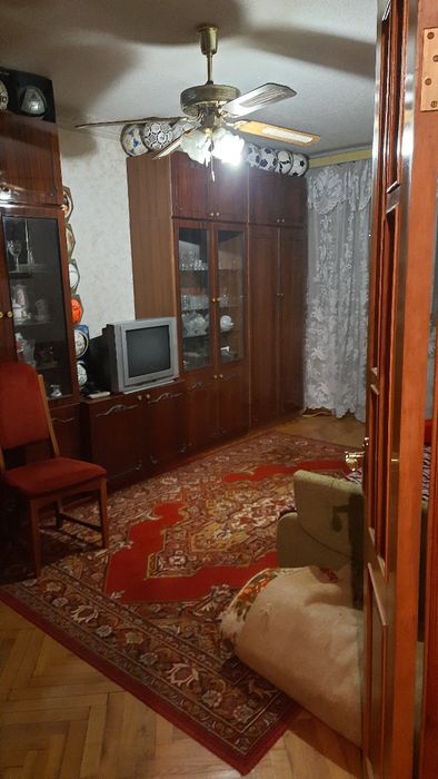 Продаж 2х.Бориспіль початок міста