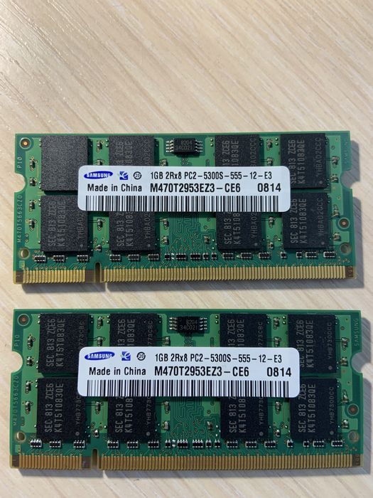 Оперативна памʼять Samsung 1GB DDR2 667MHz PC2-5300S