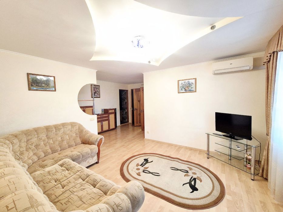 Здається 3-х кв з Автономним опаленням перша здача початок Богунії