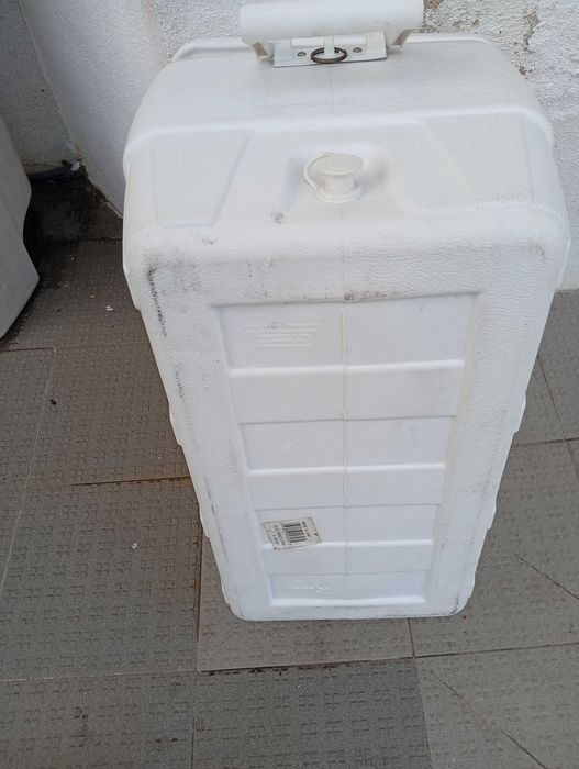 Canas para pesca em barco  HIRO e material diverso