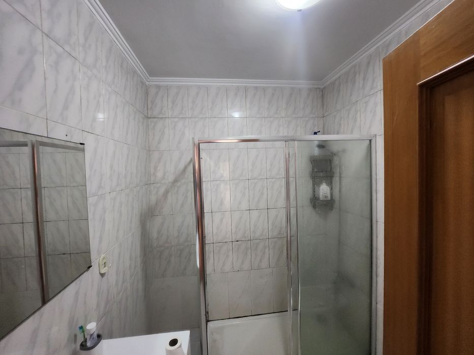 Quarto para arrendar