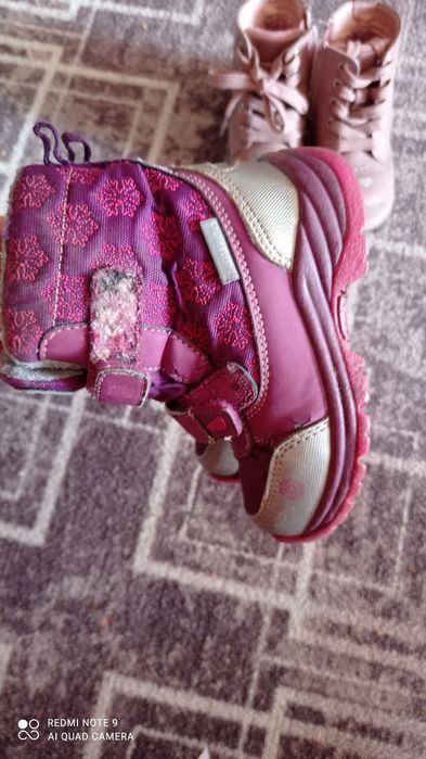 Віддам взуття розмір 23,23,27